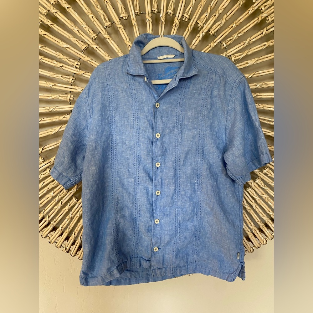 Men’s Tommy Bahama, size medium